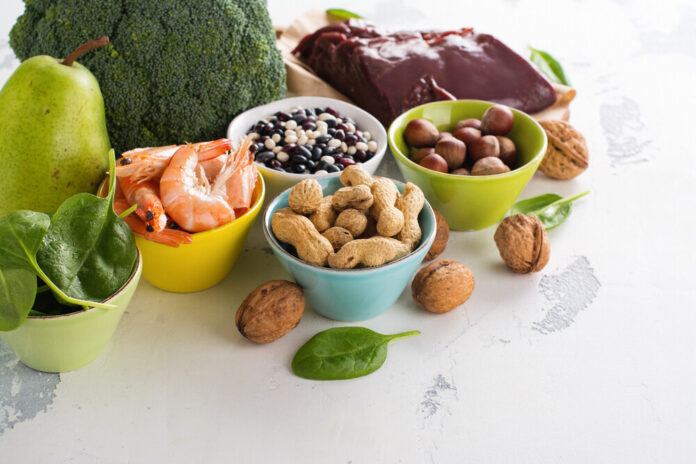 Alles über Vitamin B11 (Folsäure) Vom Nutzen bis zu den Lebensmitteln, die es enthalten Alles über Vitamin B11 (Folsäure) Vom Nutzen bis zu den Lebensmitteln, die es enthalten