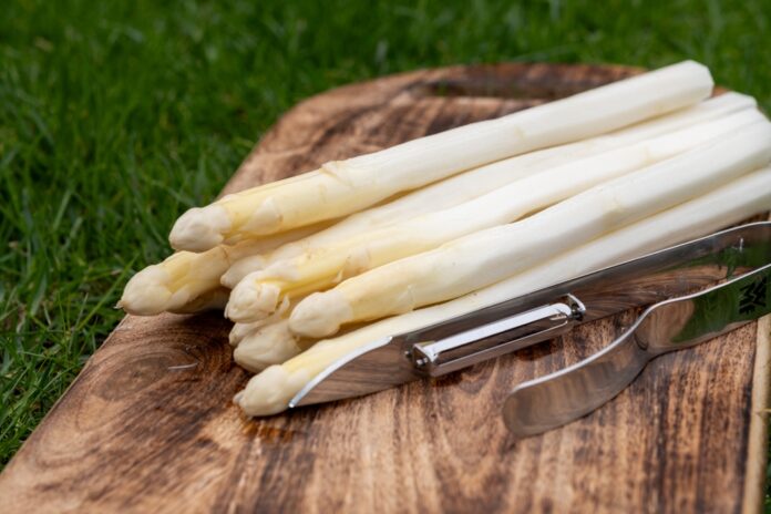 Spargel und Gesundheit Entdecken Sie das natürliche Kraftpaket gegen Beschwerden!
