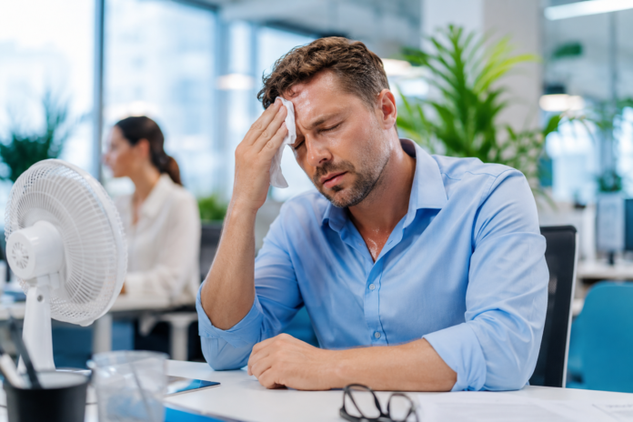 Zu heiß zum Arbeiten Ab 30 Grad muss Ihr Chef handeln – diese Rechte sollten Sie kennen